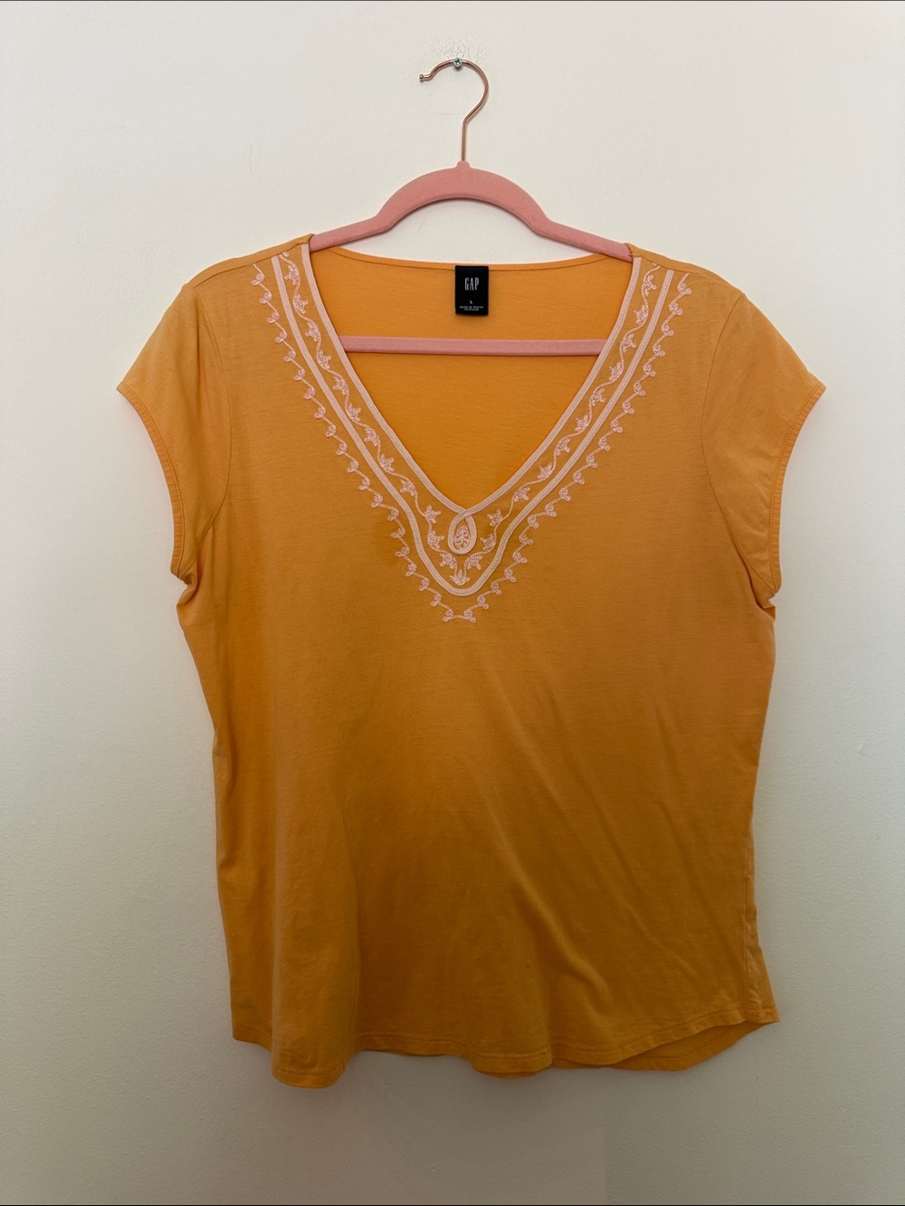 GAP Women's Mustard Short Sleeve V-Neck Tee with Pink Embroidery